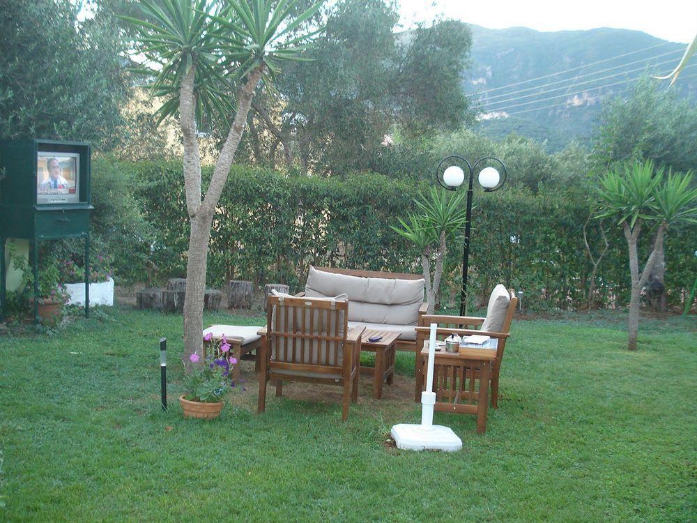 Villa Avra Dassiá Exteriér fotografie
