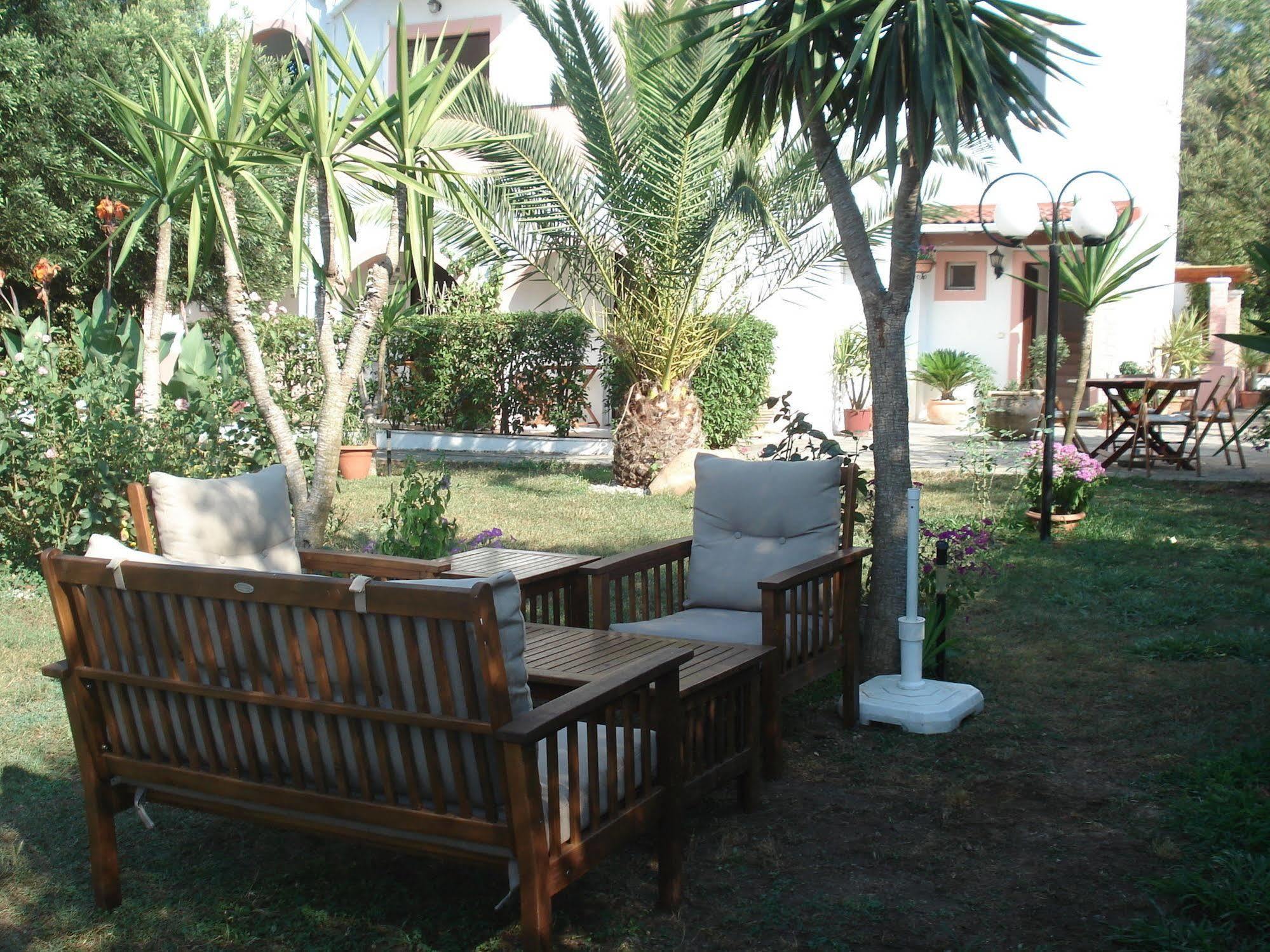 Villa Avra Dassiá Exteriér fotografie
